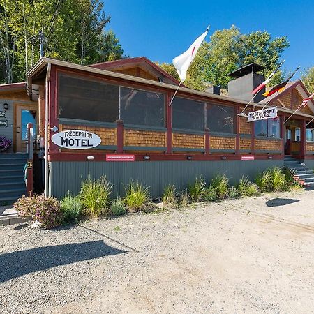 Restaurant Motel De La Plage Saint-Irenee Exterior photo